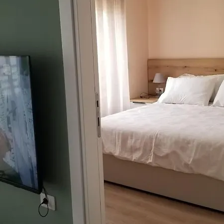 Apartment Flower Free Private Parking